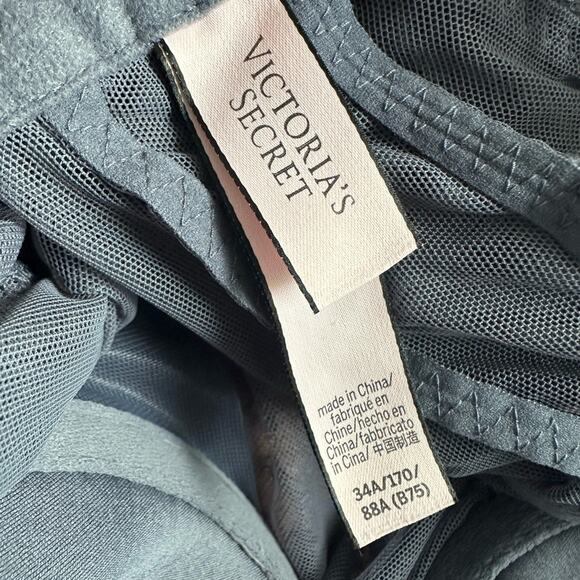 Victoria’s Secret Gray Chantilly Lace Open Back Bodysuit Thong Indie Boho Grunge - Picture 4 of 10